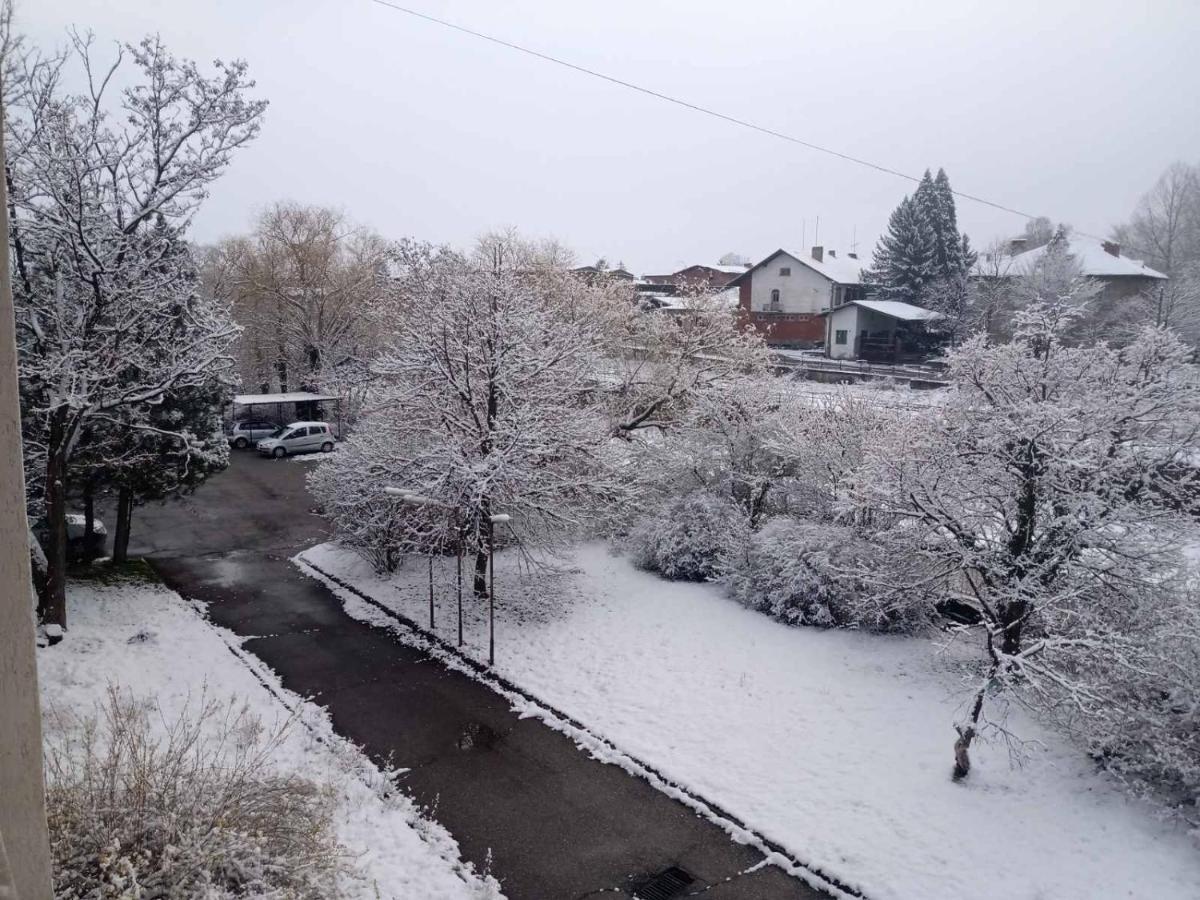 Хотел Оренда Dupnica Esterno foto